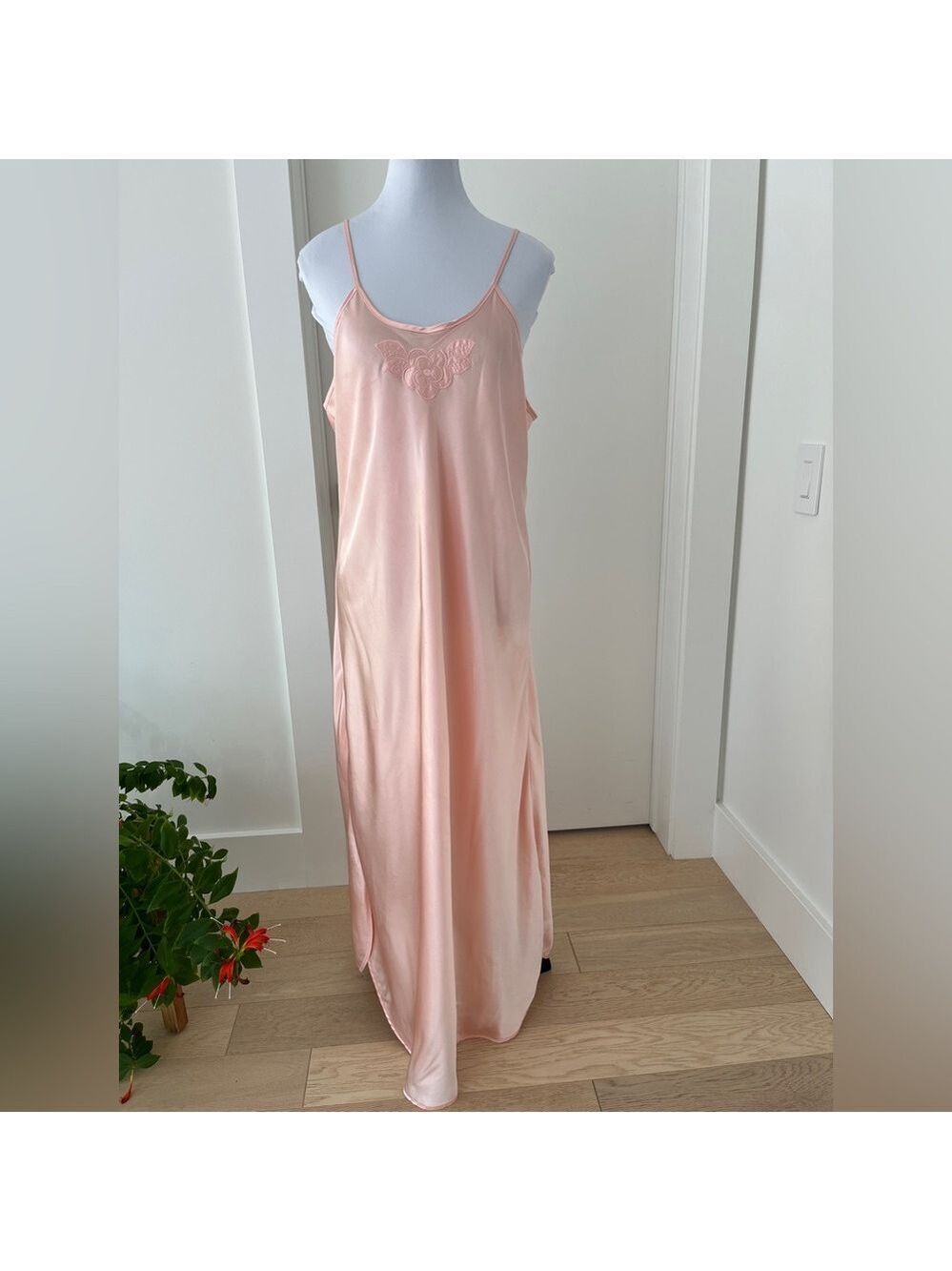 VINTAGE Diamond Tea Gown Maxi Slip Dress Chemise Nightgown Feminine Lingerie